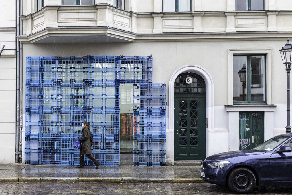 Façade de l'exposition « Ex und Hopp? »